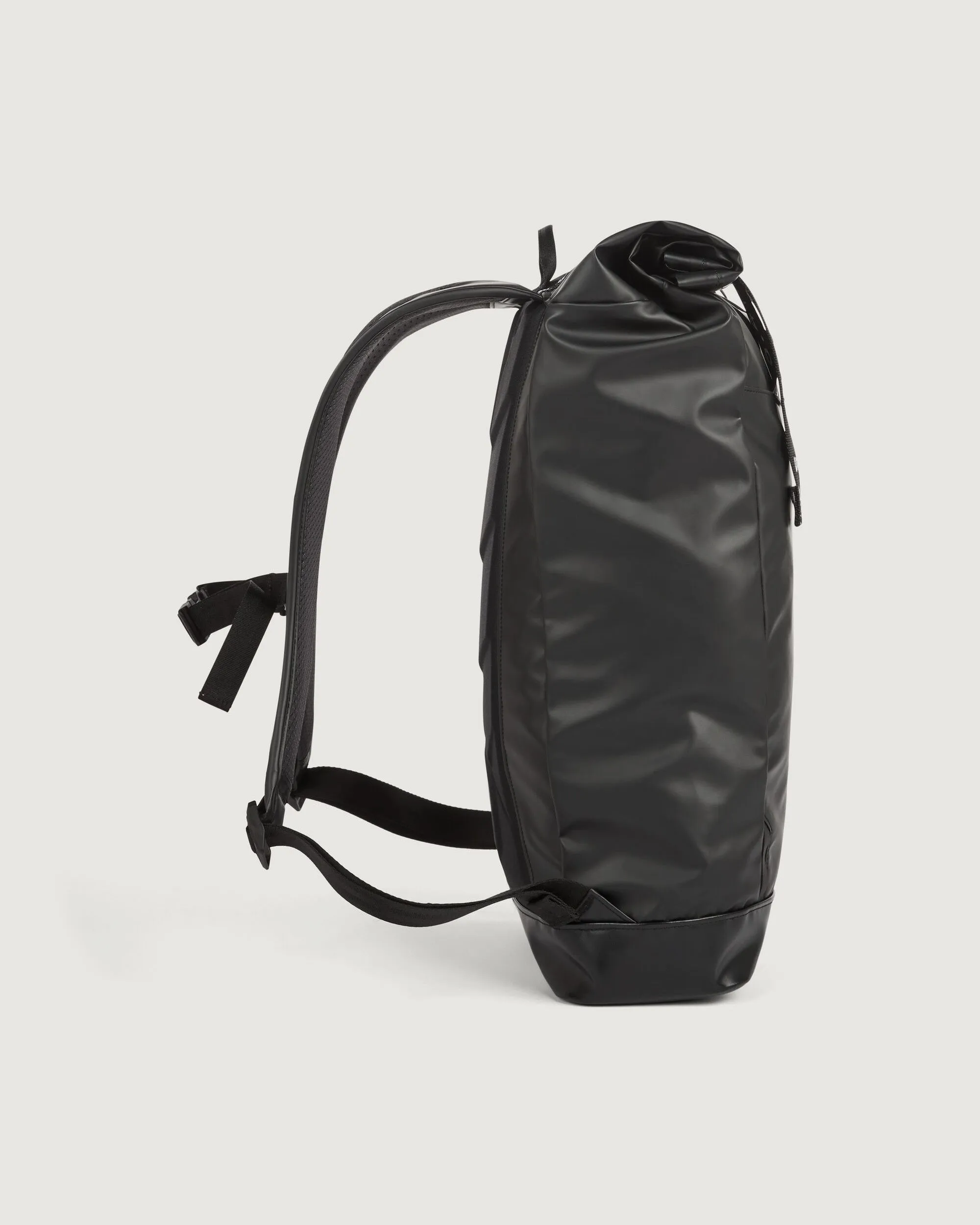 Amphi Roll Top - 18L - Black Stingray