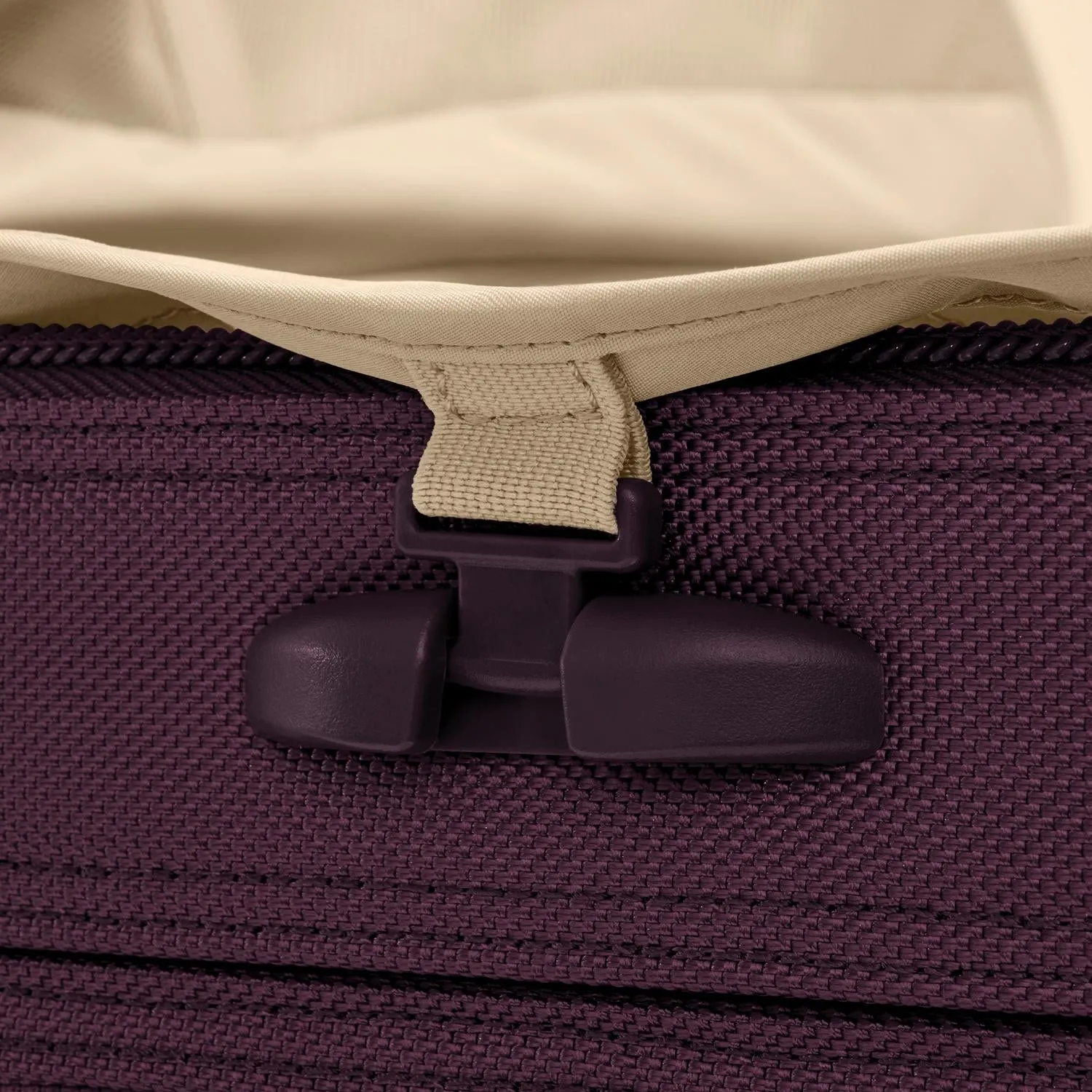 Briggs & Riley Baseline Limited Edition Essential 22" Carry-On Expandable Spinner