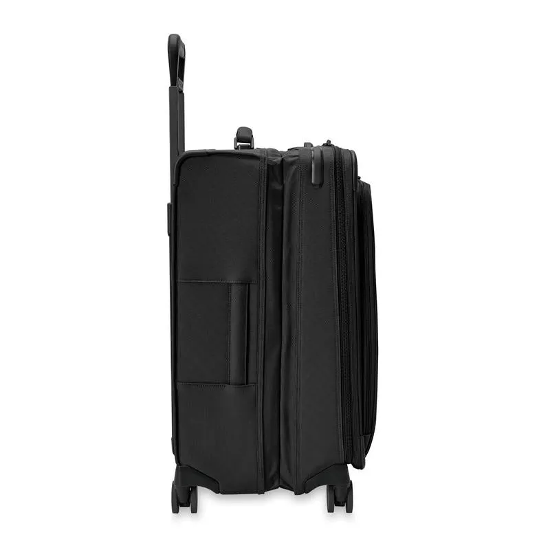 Briggs & Riley Baseline Medium Expandable Spinner