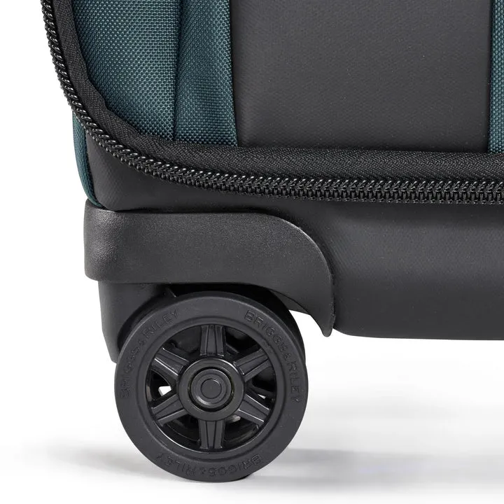Briggs & Riley ZDX Domestic 22" Carry-On Expandable Spinner