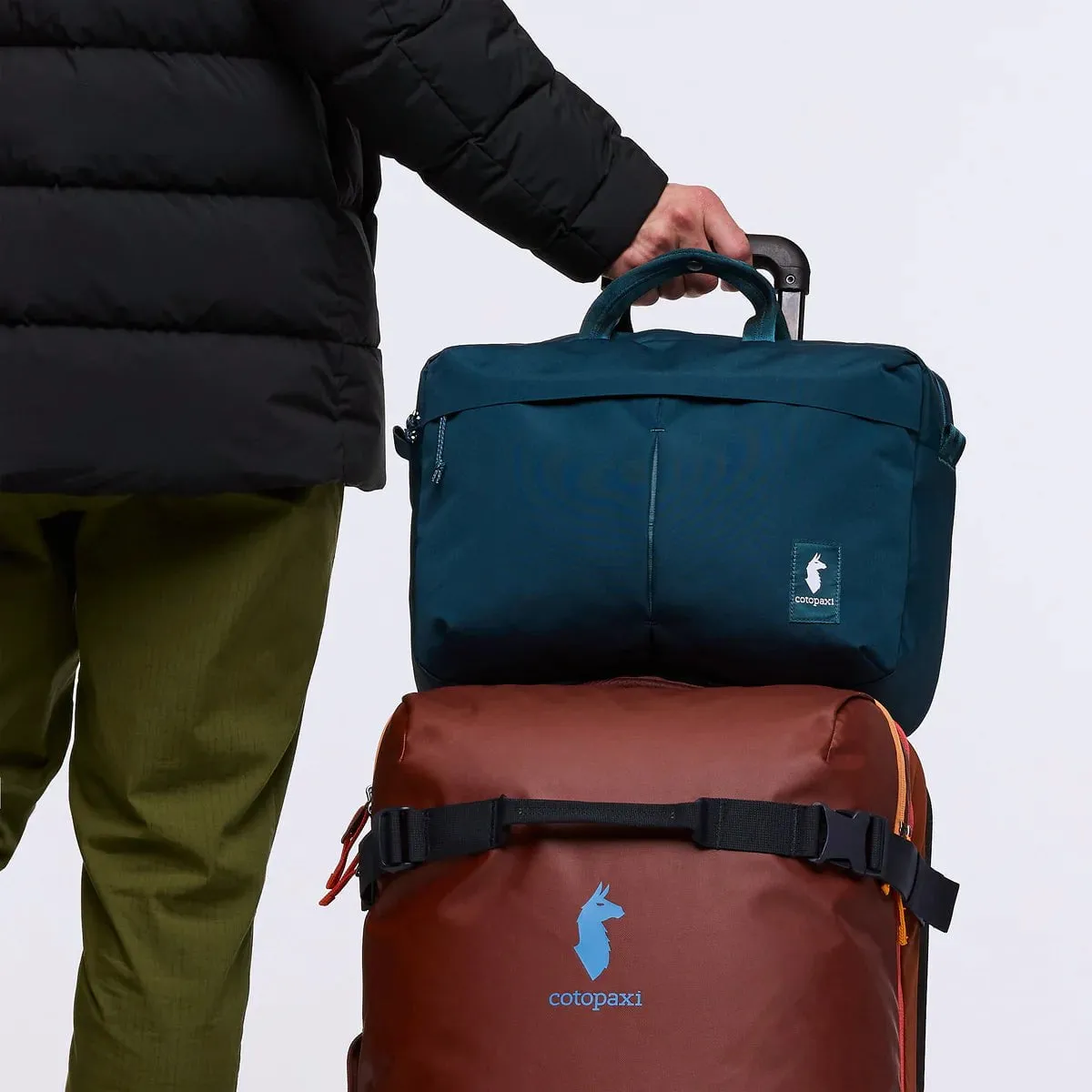 Cotopaxi Mente 15L Messenger Bag - Cada Día - Live Oak