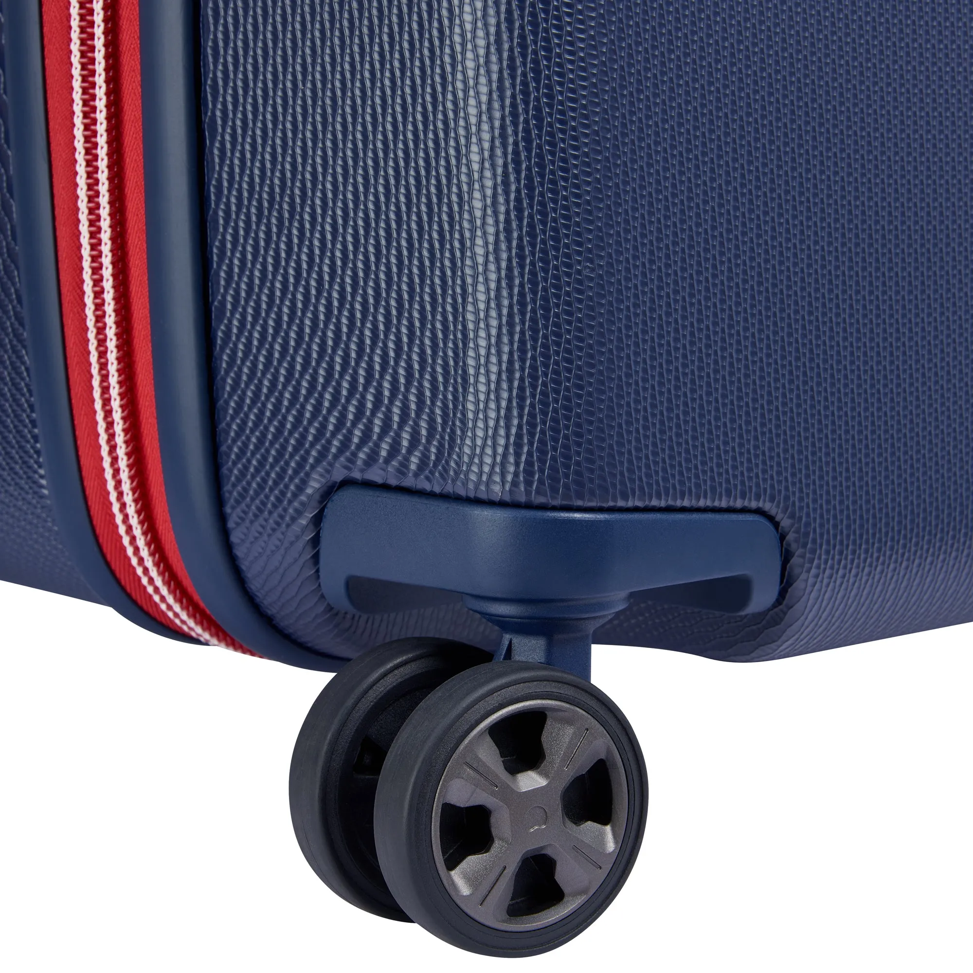 Delsey Chatelet Air 2.0 Medium Checked Spinner