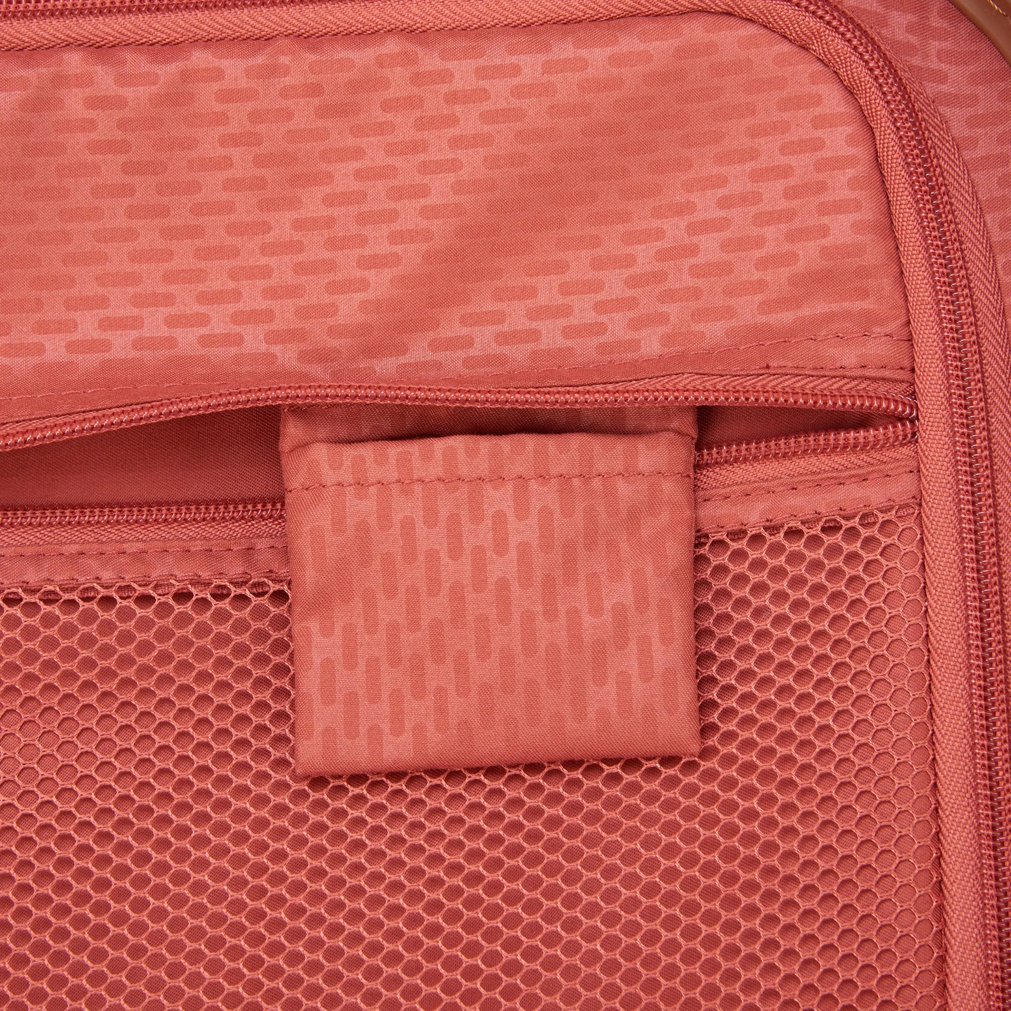 Delsey Chatelet Air 2.0 Medium Checked Spinner