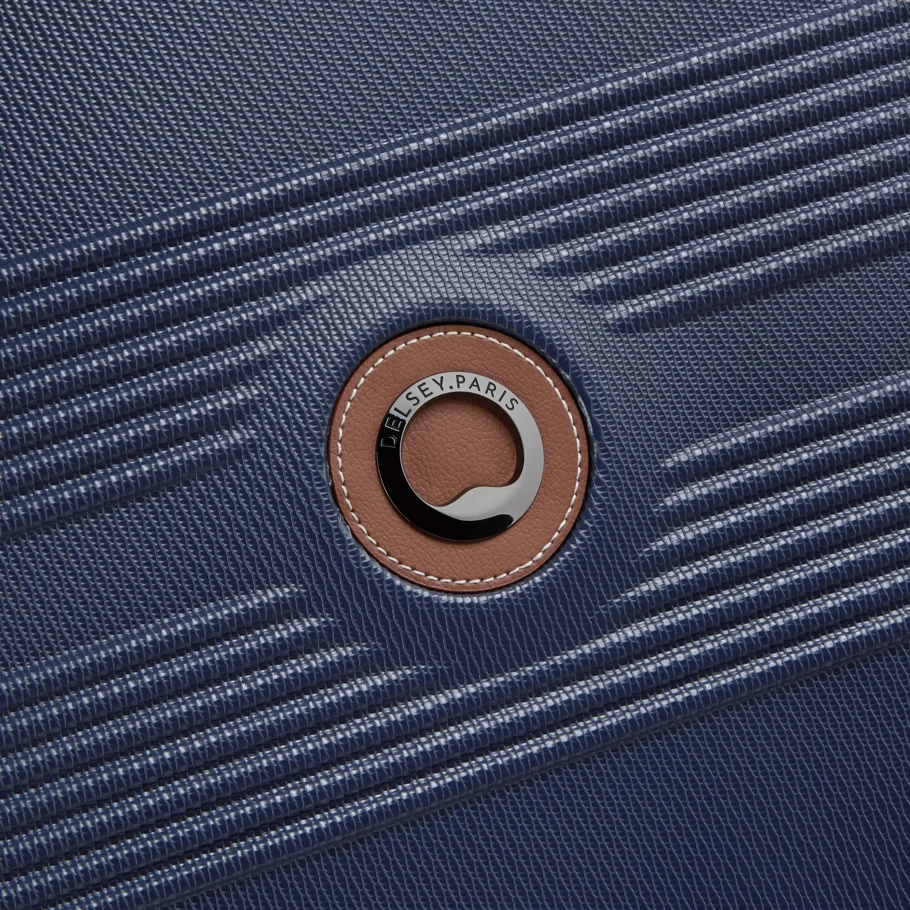 Delsey Flanerie SE Medium Spinner