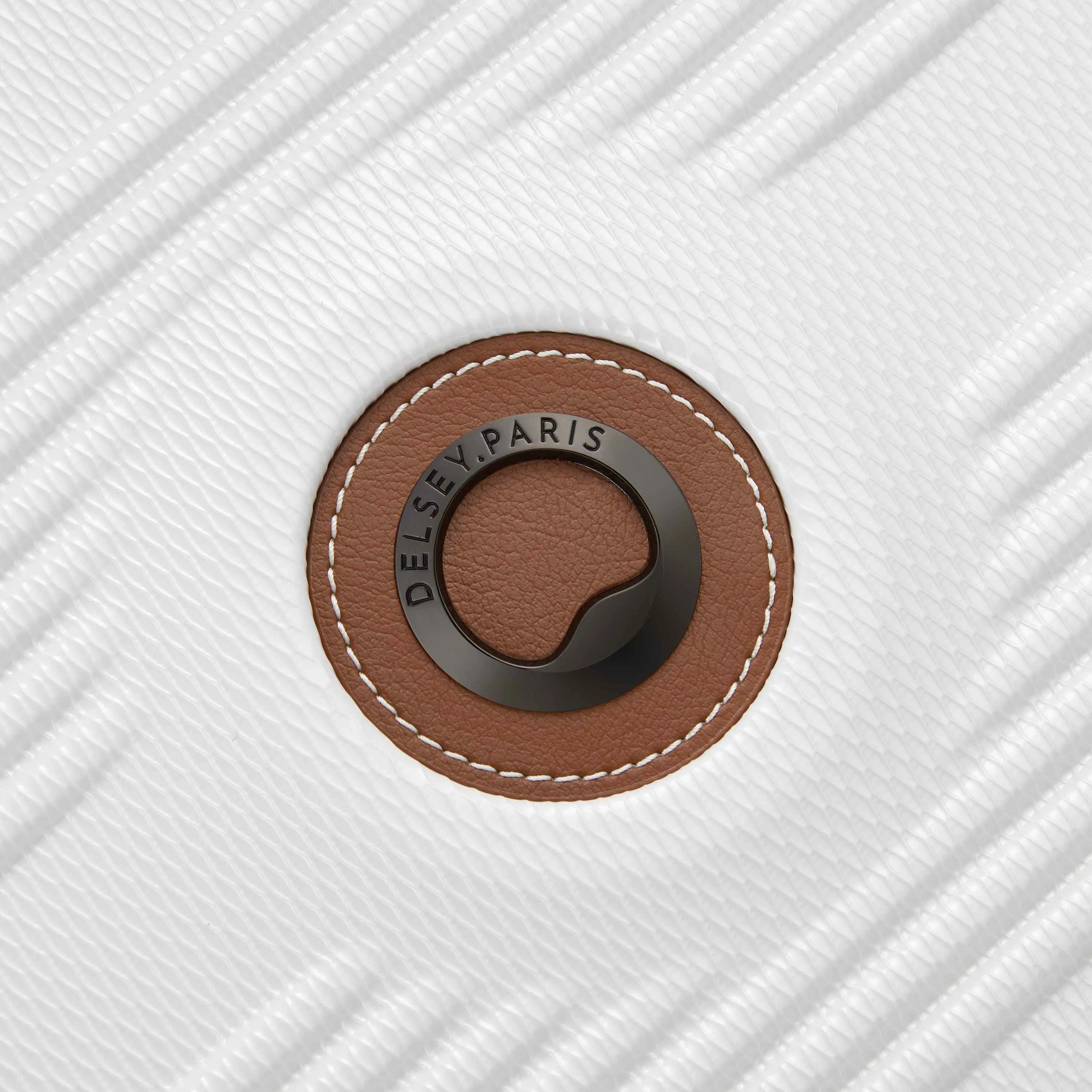 Delsey Flanerie SE Medium Spinner