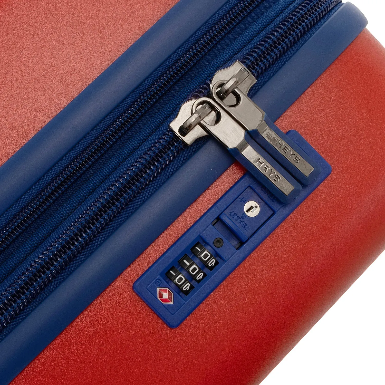 NHL 21 Inch Luggage - Montreal Canadiens