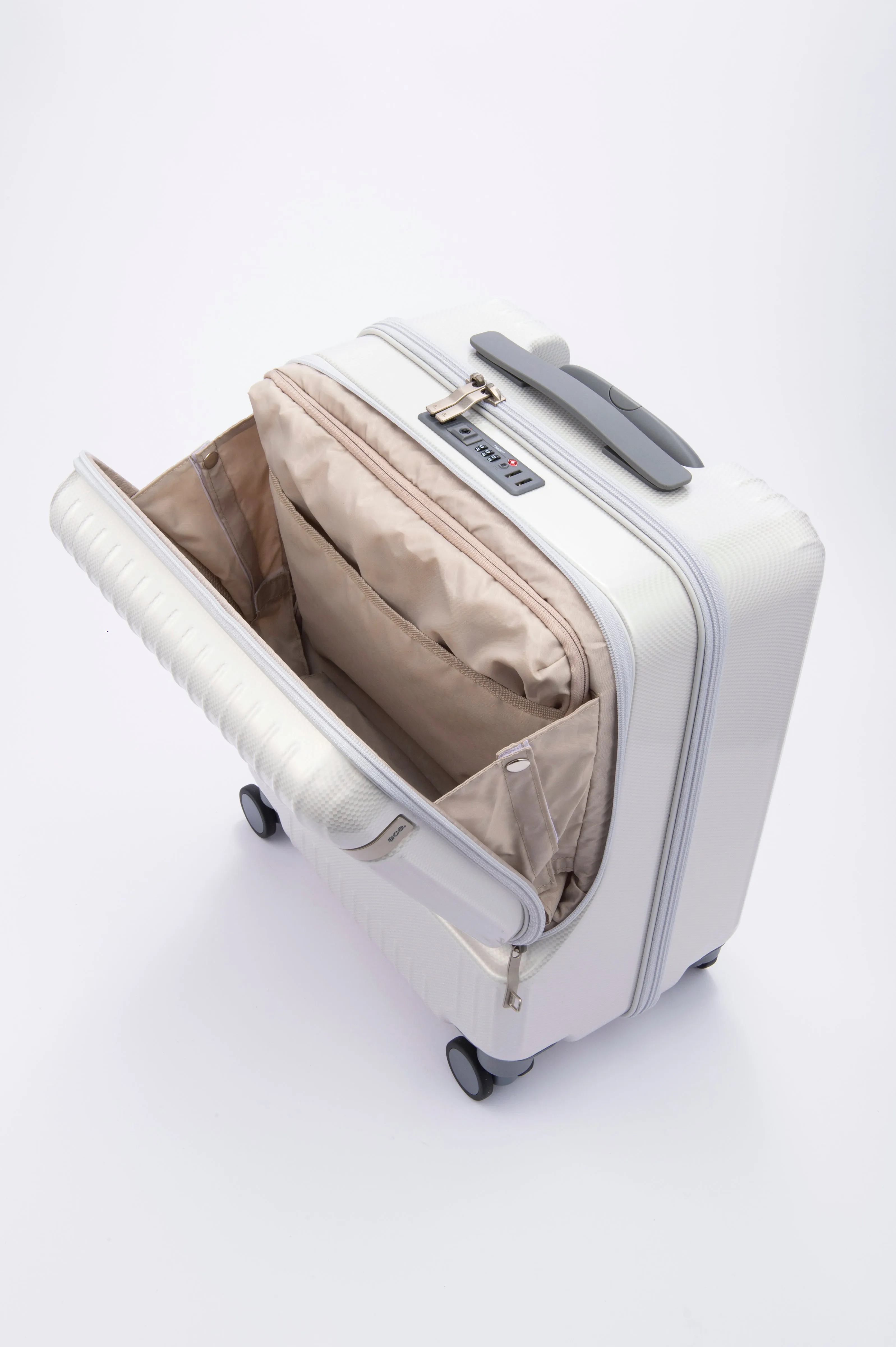 PALISADES 3-Z Front pocket Carry-On S