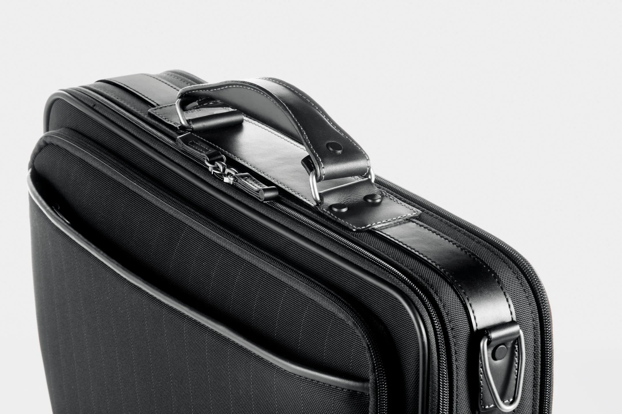 POSTGRIP Briefcase Medium