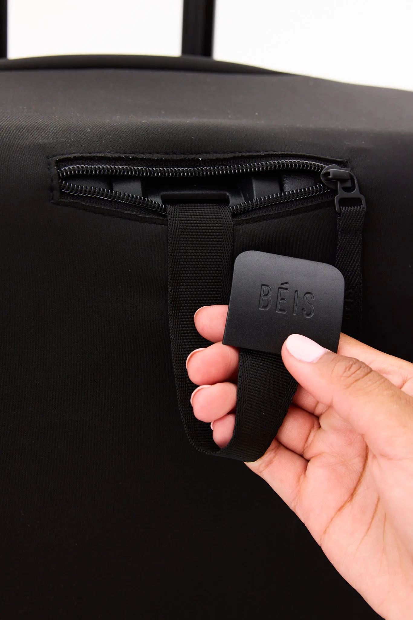 Resale The Carry-On Luggage Cover in Black