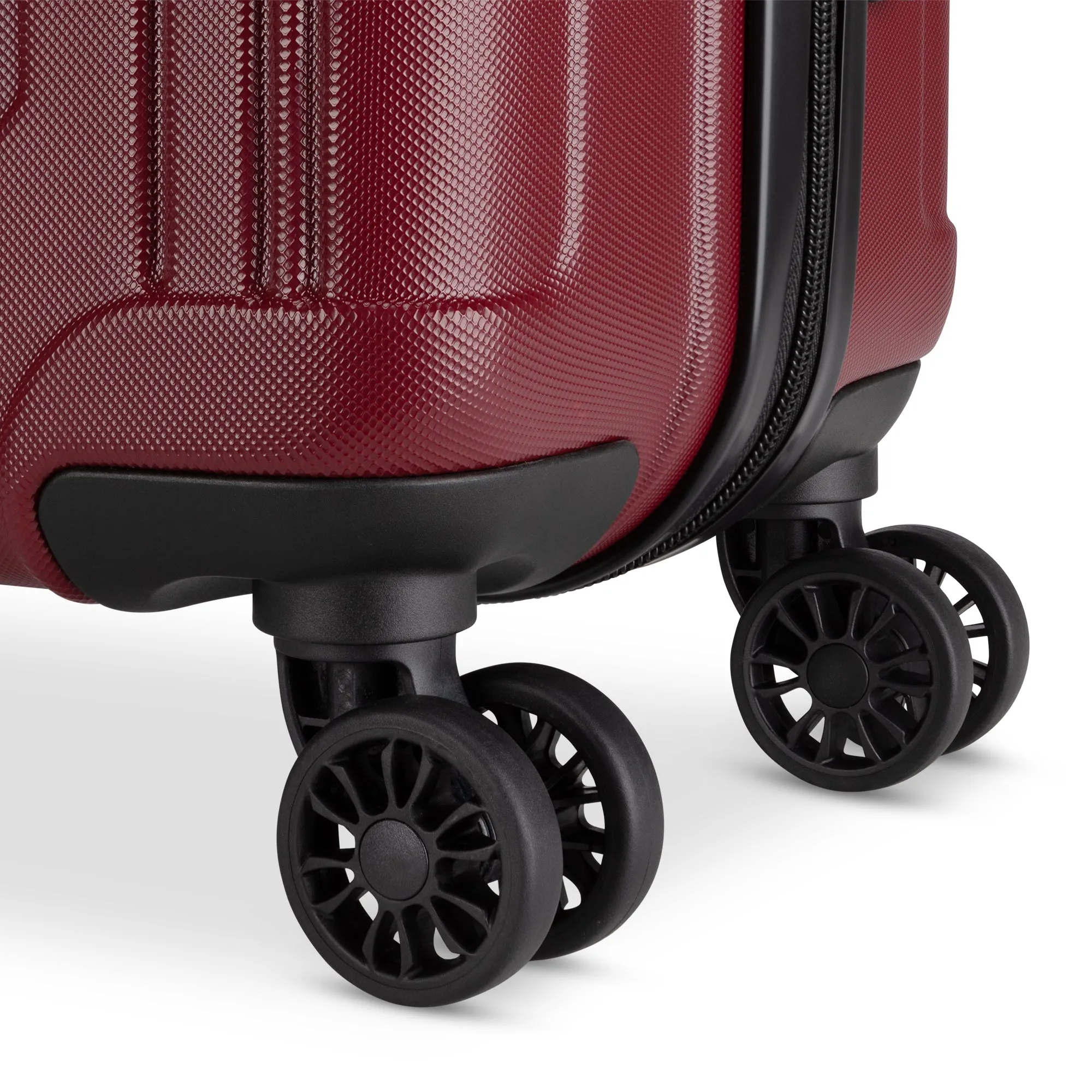 Roots Identity Spinner 20" Carry-On Luggage