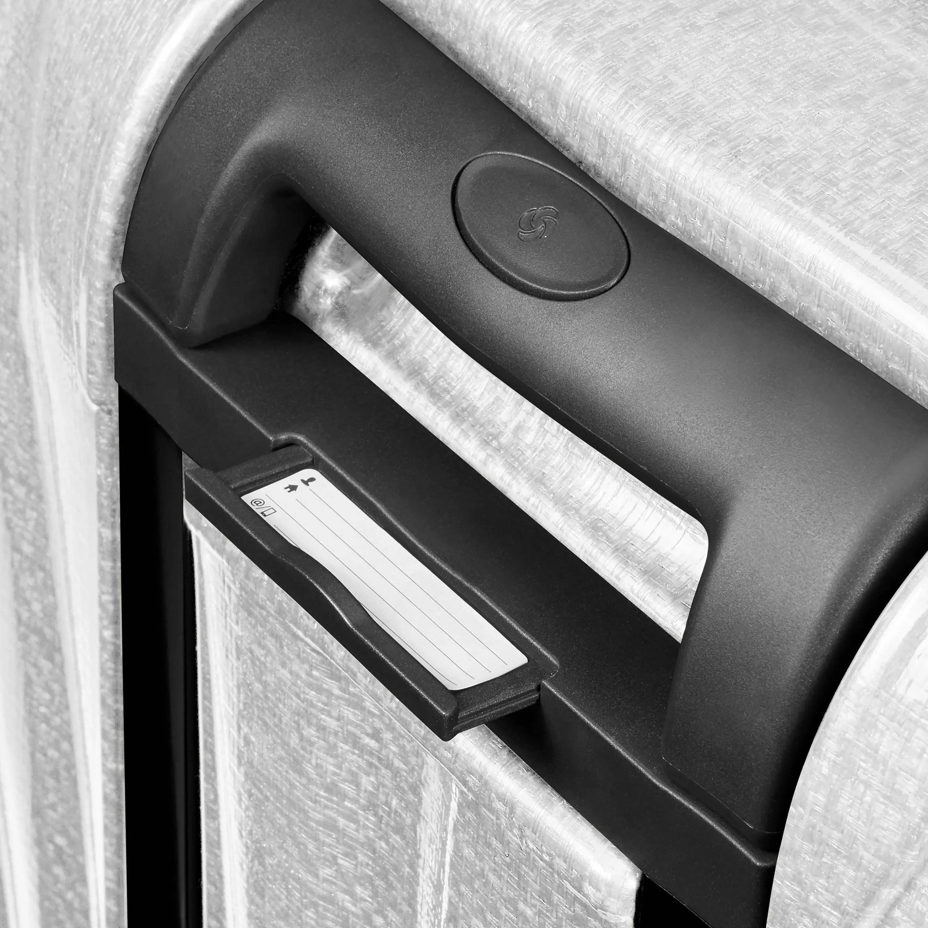 Samsonite C-Lite Spinner Carry-On