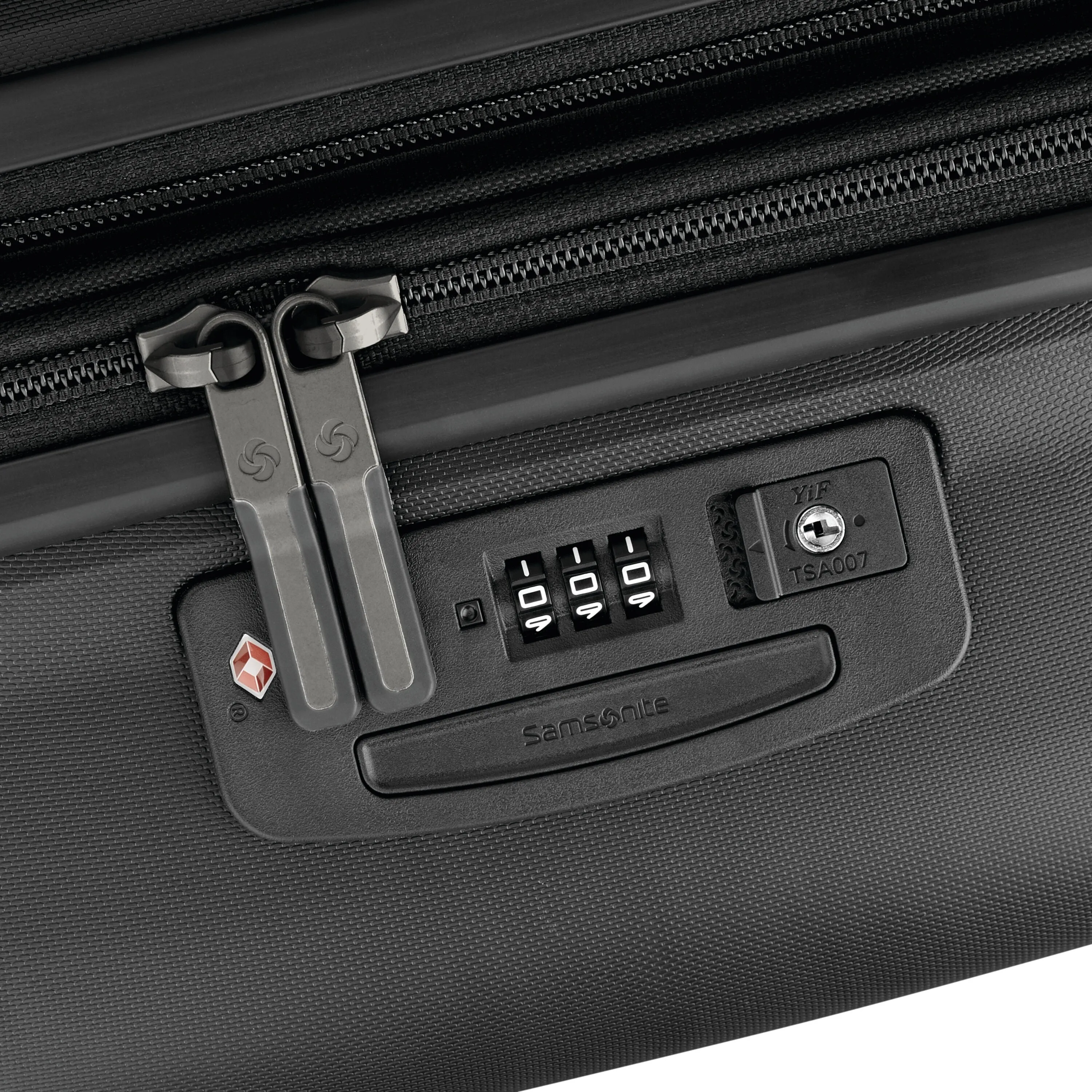 Samsonite Elevation Plus 22x14x9 Spinner