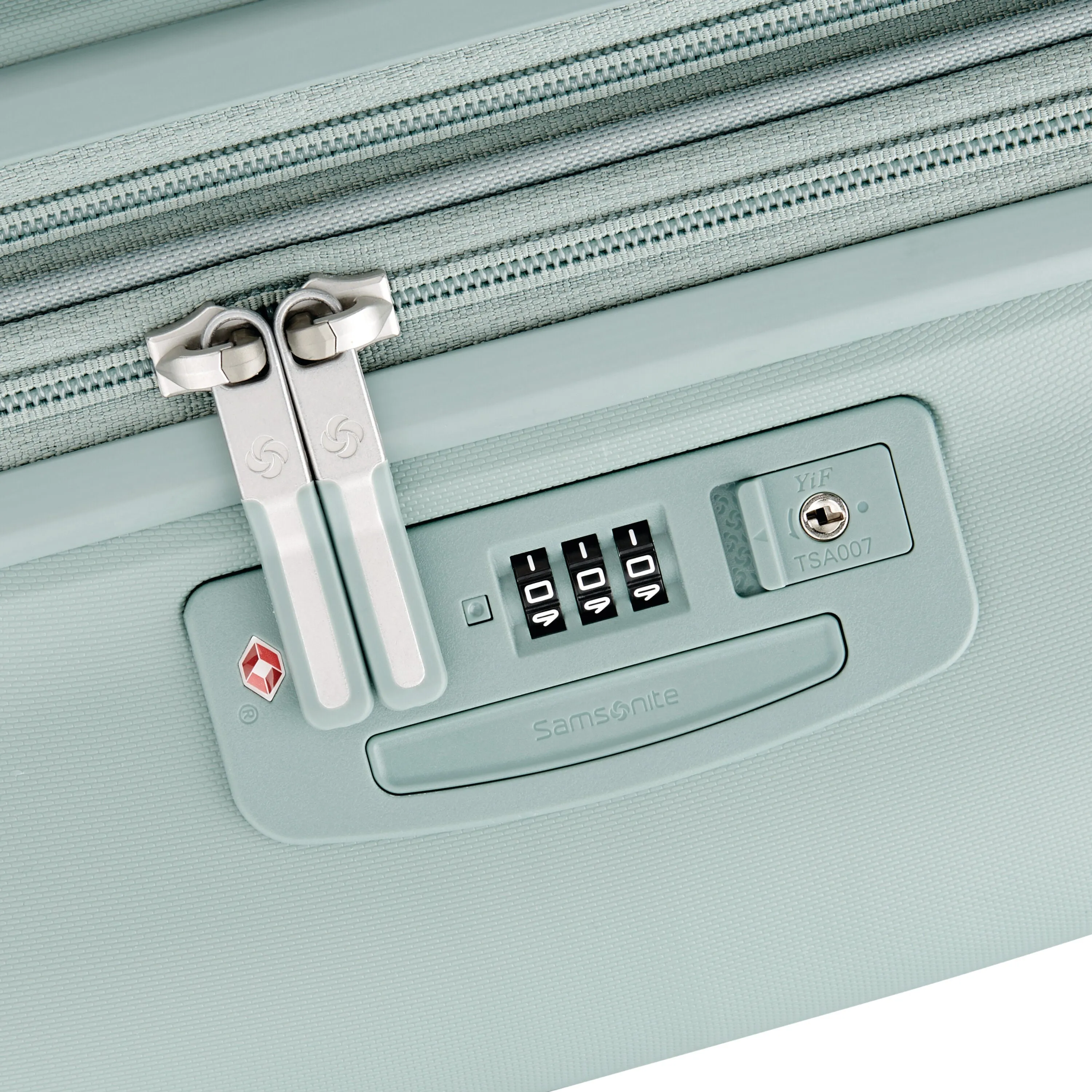 Samsonite Elevation Plus 22x14x9 Spinner