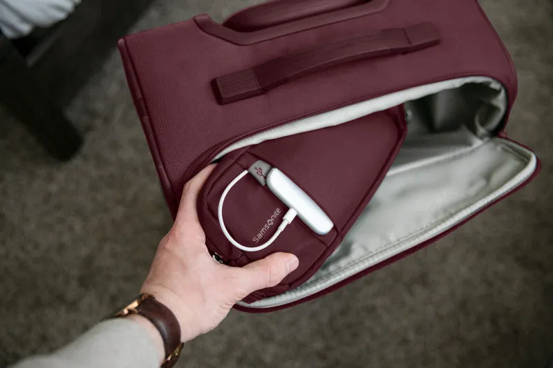 Samsonite Lineate DLX Carry On Expandable Spinner