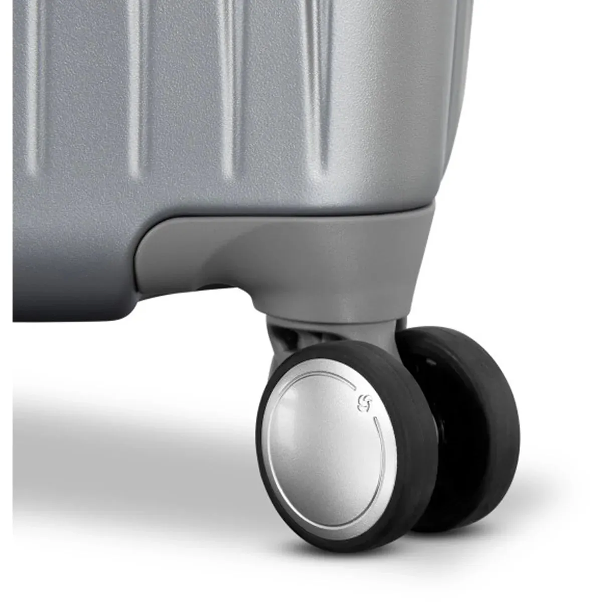 Samsonite Opto 3 Carry-On Expandable Spinner
