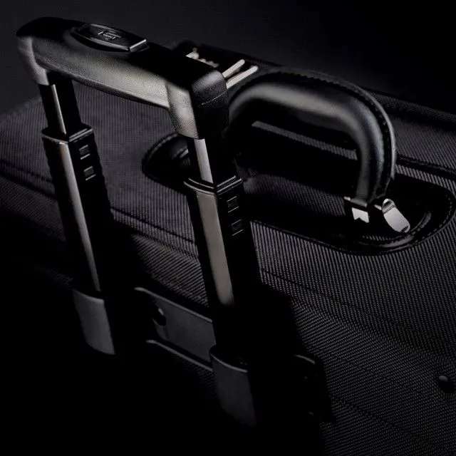 Solo Ballistic Nylon 18" Wheeled Catalog Case