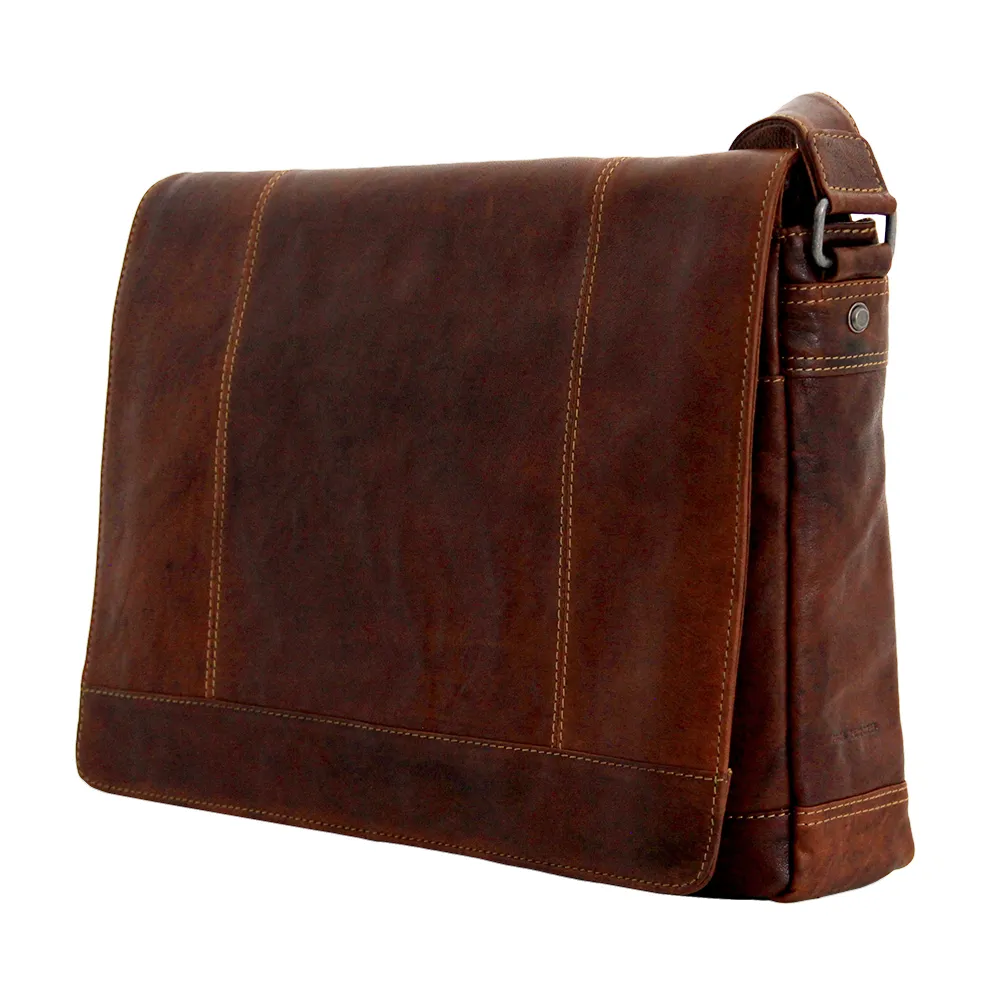 Voyager Messenger Bag